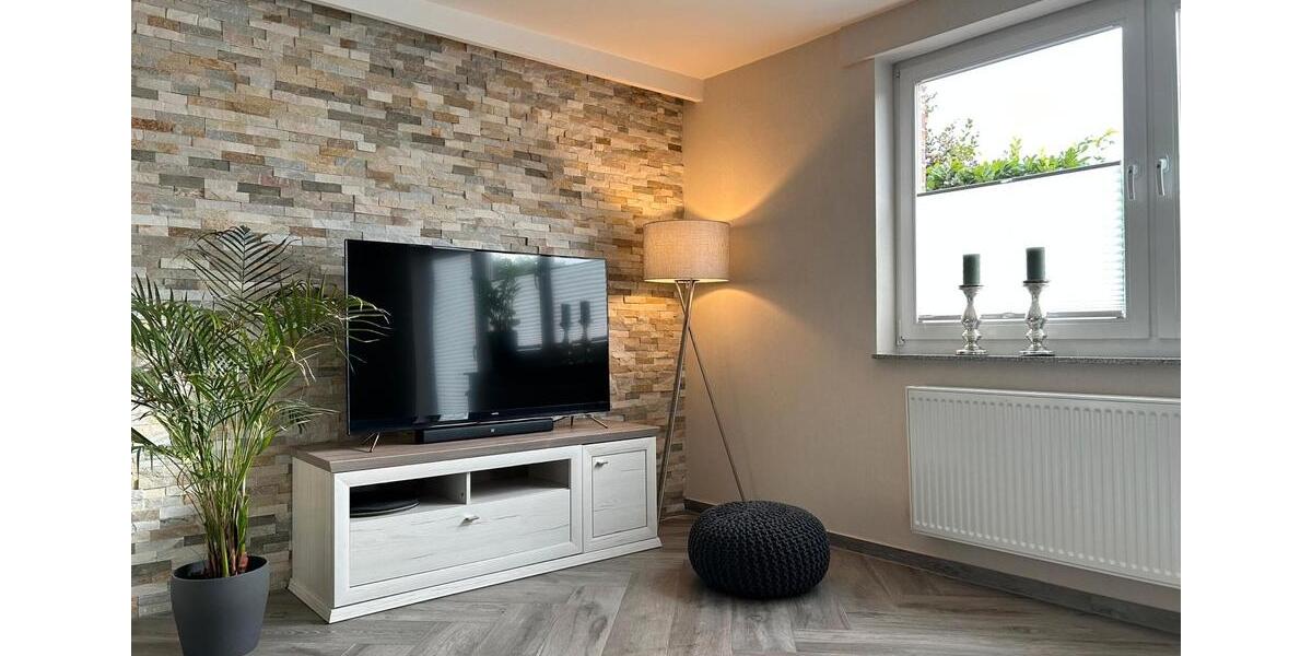 Doppelhaushälfte Gronau (Westfahlen) - 5 Zimmer, 127 m&sup2;, 1.280&euro; | Angebot:26696135