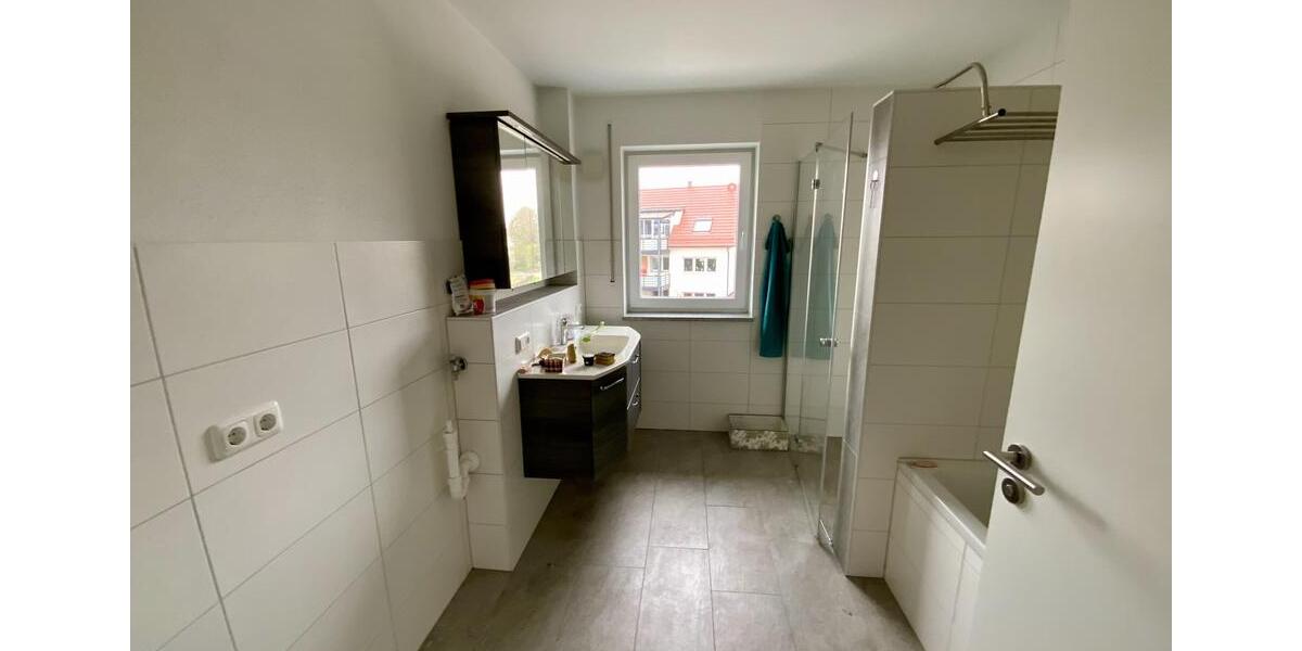 Etagenwohnung Schrobenhausen - 3 Zimmer, 105 m&sup2;, 1.000&euro; | Angebot:26266943