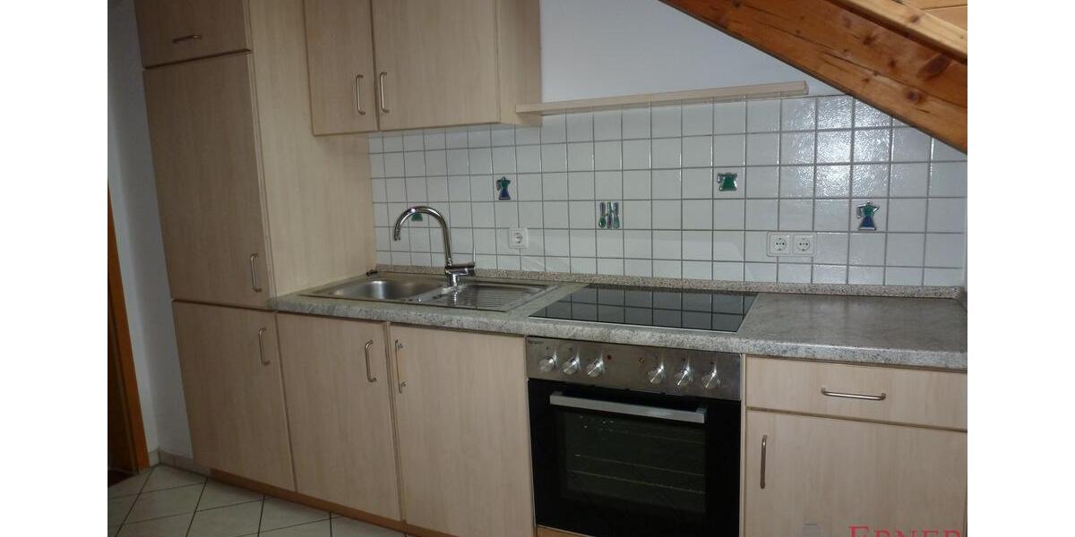 Dachgeschoßwohnung Viechtach - 3 Zimmer, 73 m&sup2;, 550&euro; | Angebot:26456279