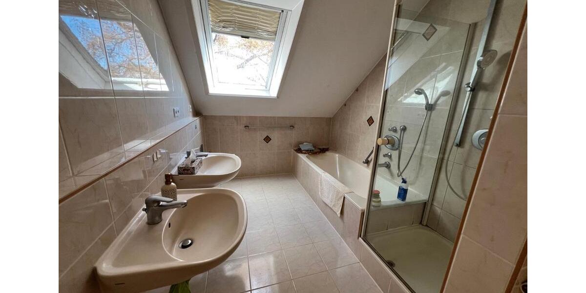 Maisonettenwohnung Stuttgart Fasanenhof-Ost - 3 Zimmer, 90 m&sup2;, 1.500&euro; | Angebot:26119982