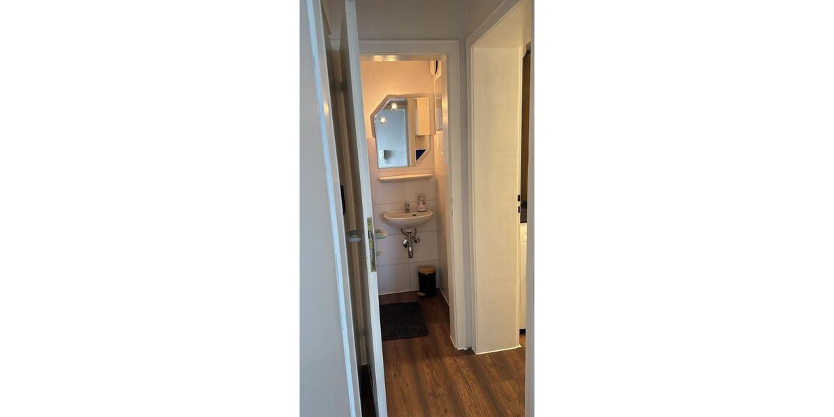 Etagenwohnung Düsseldorf Stadtbezirk 5 - 3 Zimmer, 102 m&sup2;, 1.500&euro; | Angebot:24569539