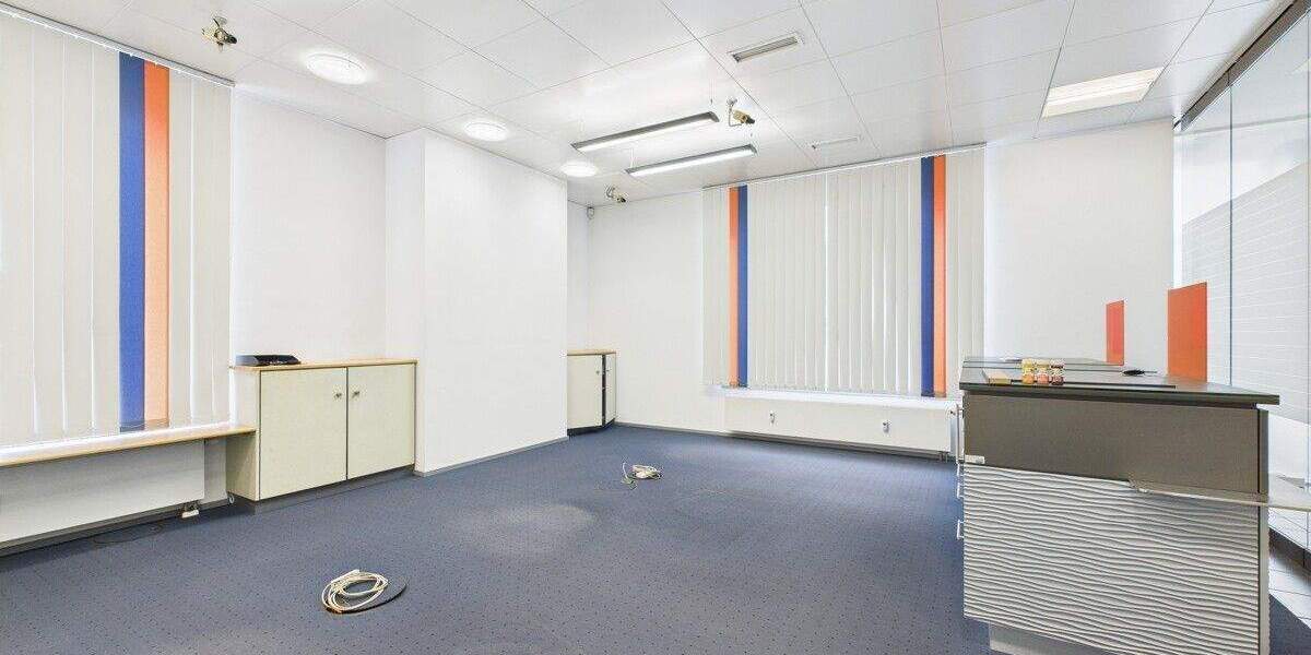 Gewerbeobjekt Regensburg / Prüfening Westenviertel - 8 Zimmer, 199 m&sup2;, 4.700&euro; | Angebot:25704935