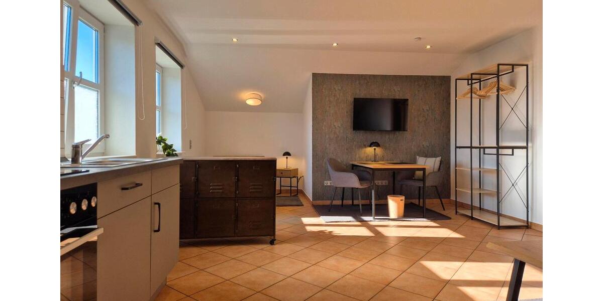 Dachgeschoßwohnung Bredstedt - 1 Zimmer, 25 m&sup2;, 950&euro; | Angebot:26299091