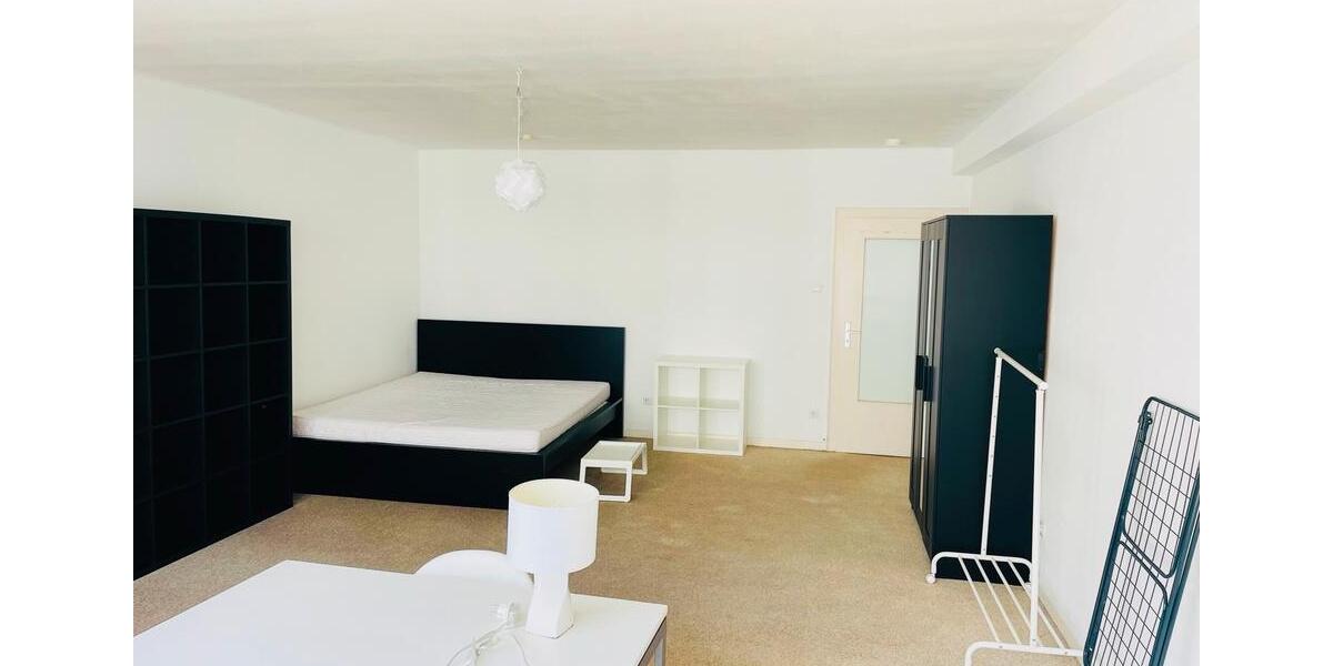 Wohnen auf Zeit Düsseldorf Pempelfort - 35 Zimmer, 100 m&sup2;, 679&euro; | Angebot:26679566