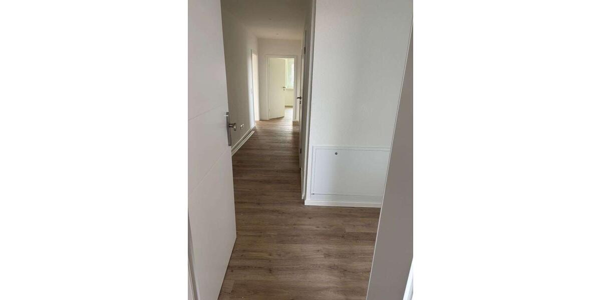 Dachgeschoßwohnung Neustadt am Rübenberge - 3 Zimmer, 90 m&sup2;, 895&euro; | Angebot:26632875