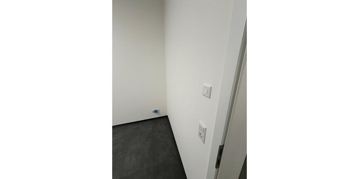 Gewerbeobjekt Bad Lippspringe - 1.200&euro; | Angebot:24846500