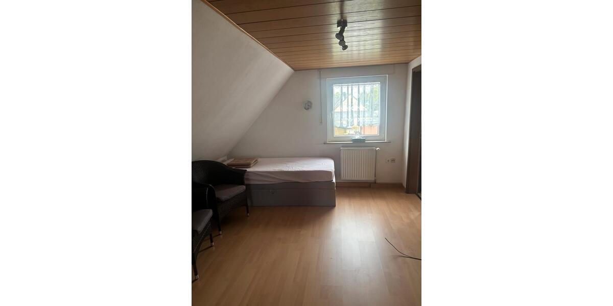Dachgeschoßwohnung Rees - 3 Zimmer, 112 m&sup2;, 950&euro; | Angebot:26578541
