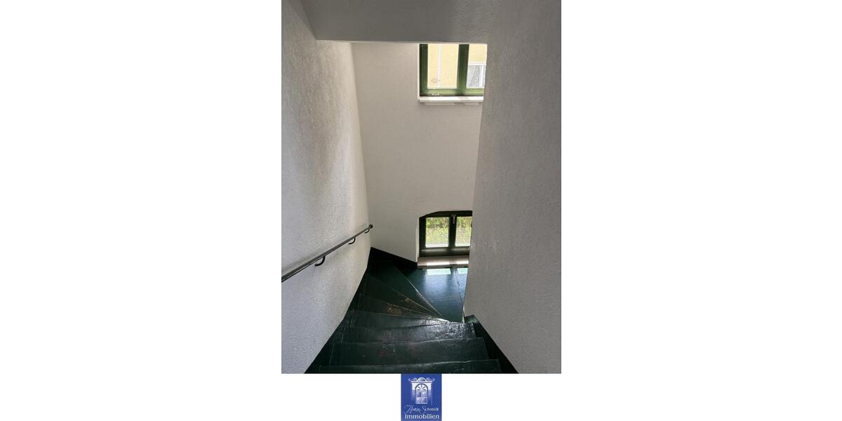 Etagenwohnung Freital - 2 Zimmer, 53 m&sup2;, 450&euro; | Angebot:26679952
