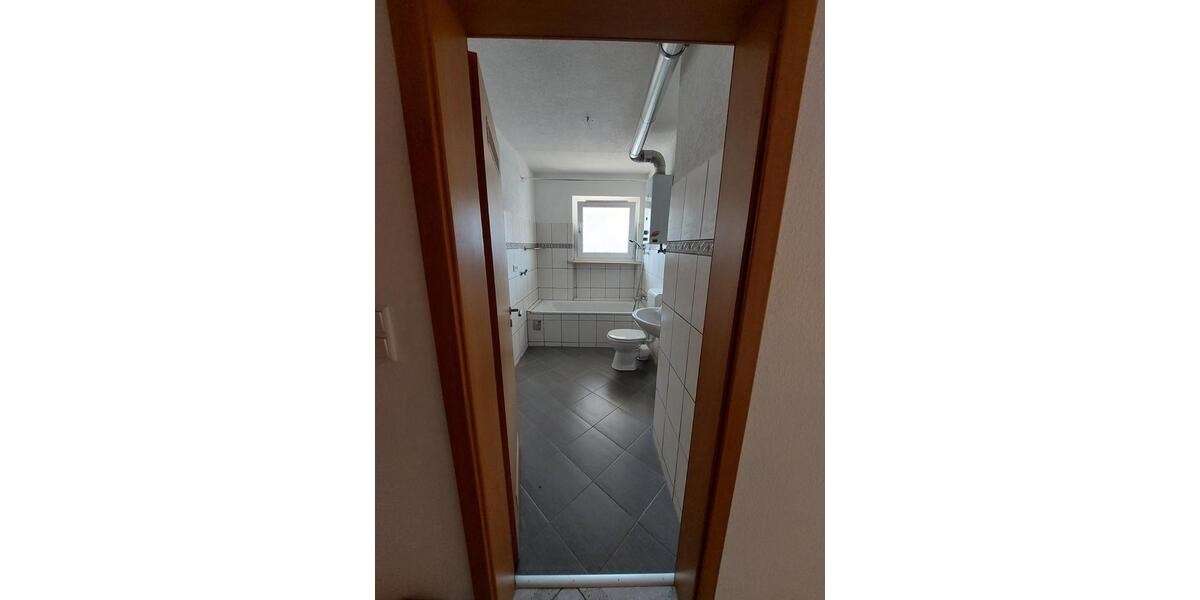 Etagenwohnung Wuppertal Elberfeld - 2 Zimmer, 63 m&sup2;, 441&euro; | Angebot:26428192
