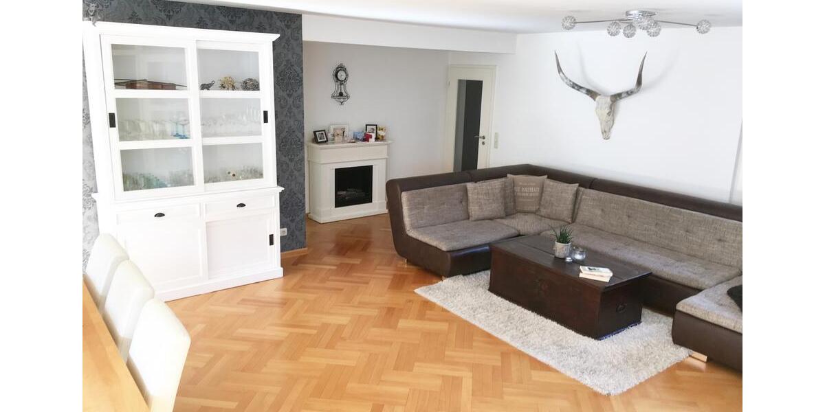 Etagenwohnung Strausberg - 4 Zimmer, 152 m&sup2;, 1.749&euro; | Angebot:23818039