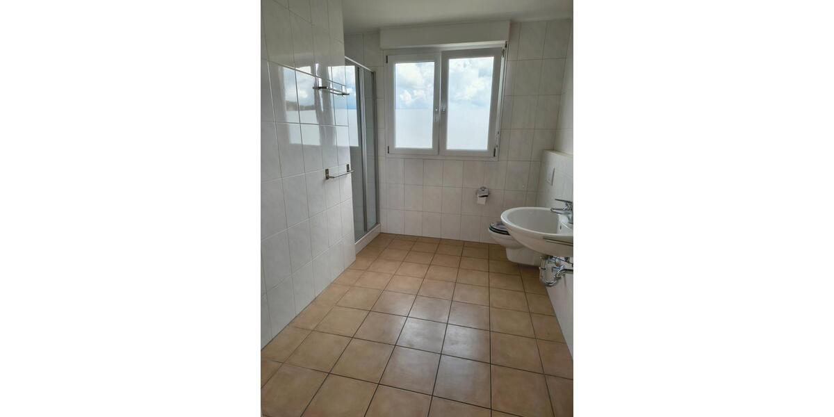 Dachgeschoßwohnung Hennef (Sieg) - 1.5 Zimmer, 55 m&sup2;, 610&euro; | Angebot:26581493