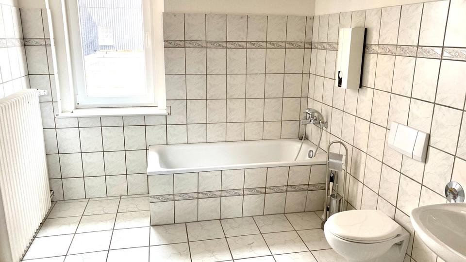 Etagenwohnung Heilbad Heiligenstadt - 3 Zimmer, 136 m&sup2;, 865&euro; | Angebot:24377504
