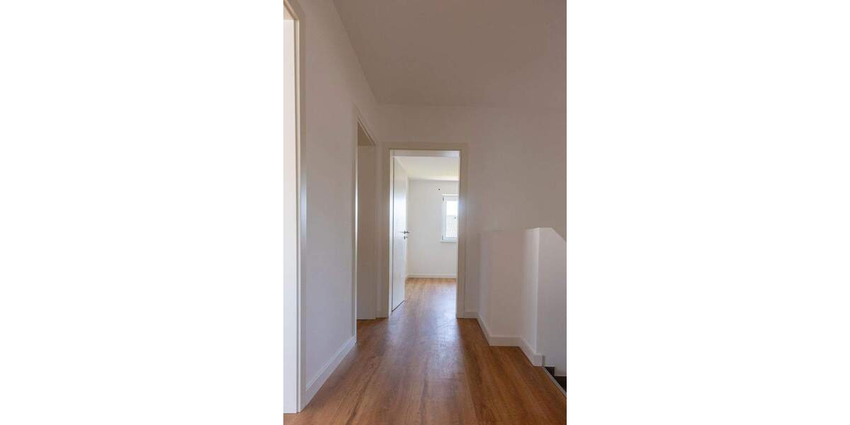 Doppelhaushälfte Simbach am Inn Simbach - 7 Zimmer, 150 m&sup2;, 2.050&euro; | Angebot:24974356