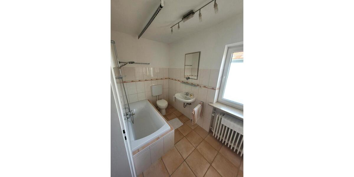 Wohnen auf Zeit Neumarkt in der Oberpfalz Altenhof - 1 Zimmer, 21 m&sup2;, 350&euro; | Angebot:25978015