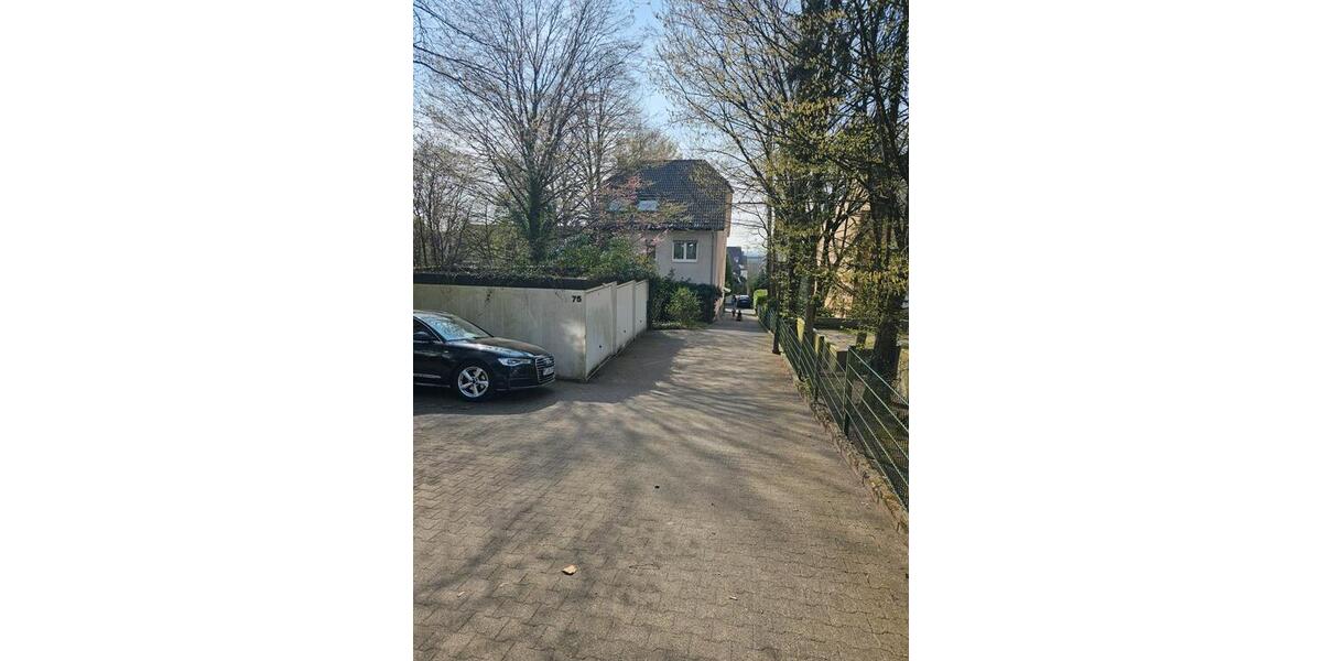 Erdgeschoßwohnung Bielefeld Brackwede - 4 Zimmer, 130 m&sup2;, 1.430&euro; | Angebot:26524868