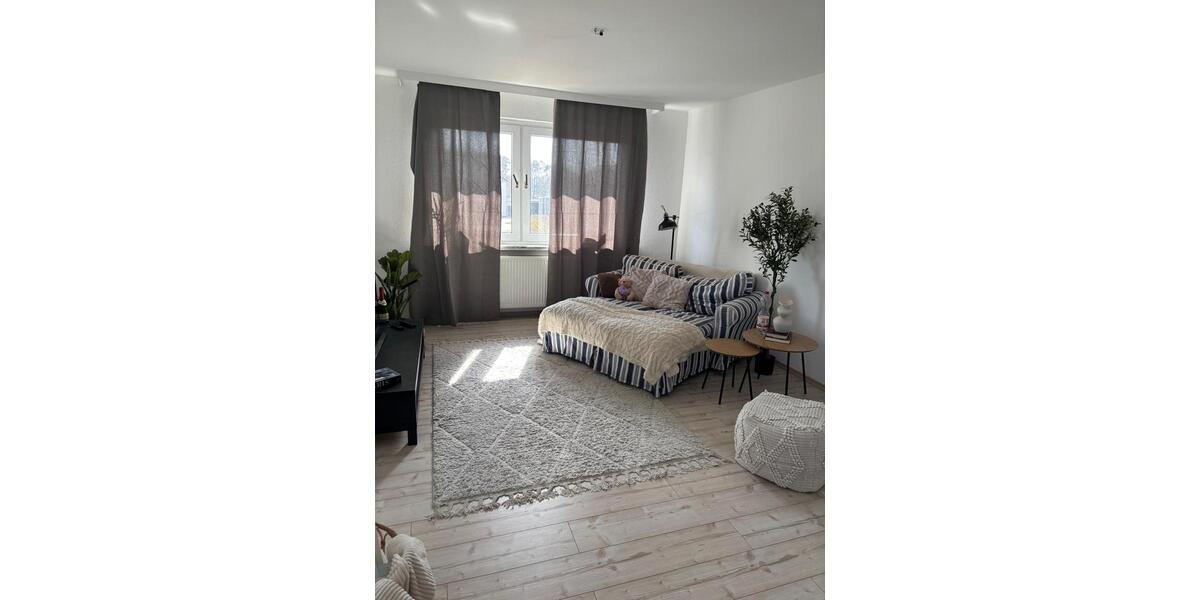 Etagenwohnung Ahnsbeck - 3 Zimmer, 70 m&sup2;, 590&euro; | Angebot:25992630