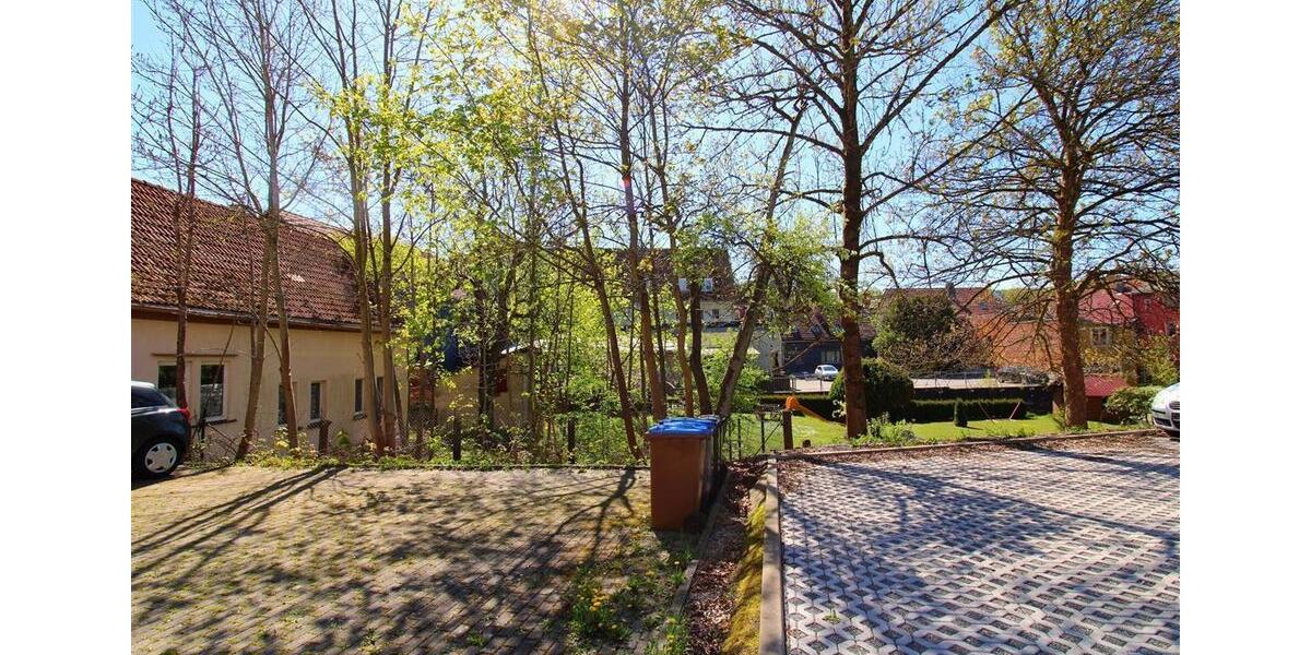 Ideal für Singles oder Paare: Attraktive Dachgeschosswohnung mit Stellplatz; auch Kauf möglich 2 zimmer