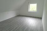 Dachgeschoßwohnung Itzehoe - 3.5 Zimmer, 81 m&sup2;, 900&euro; | Angebot:26029954