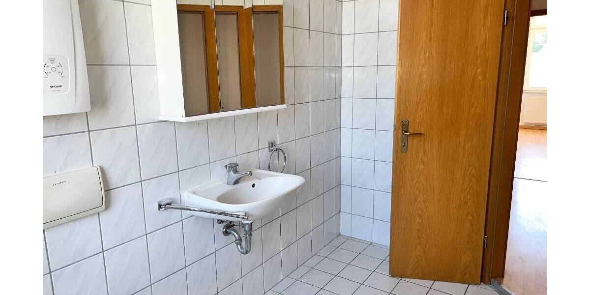 Etagenwohnung Plauen Stadtmitte - 2 Zimmer, 62 m&sup2;, 310&euro; | Angebot:26319822
