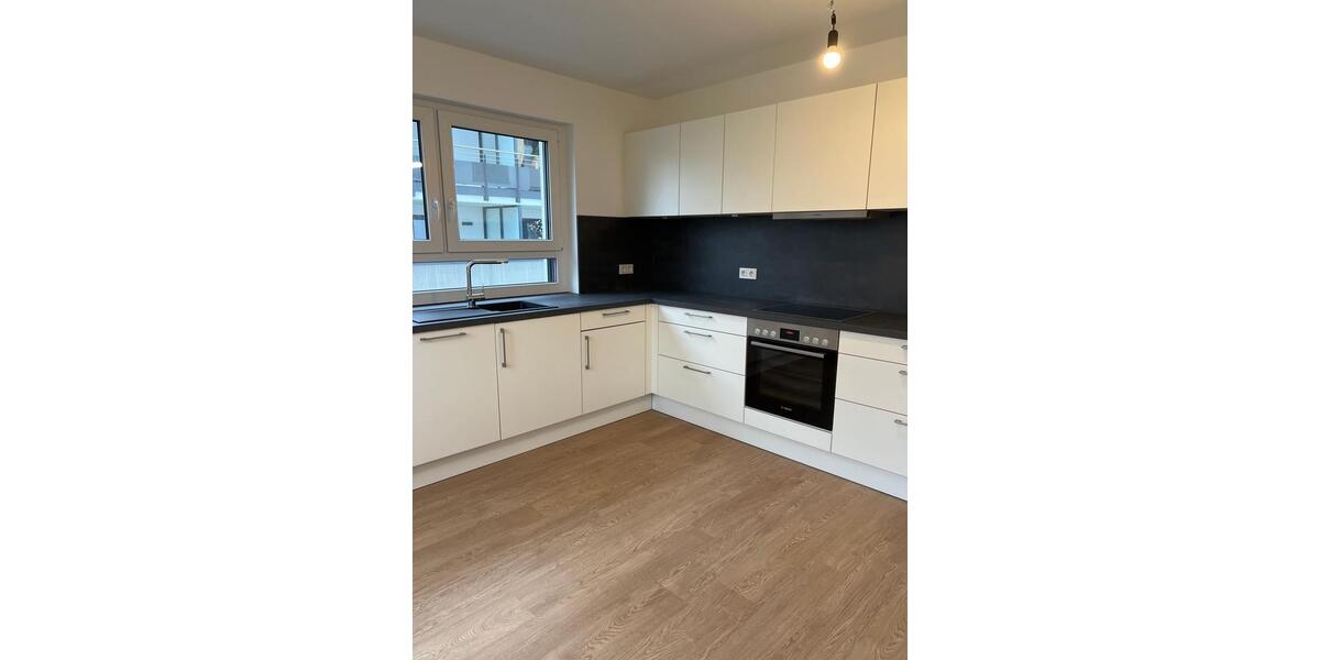 Erdgeschoßwohnung Bad Kreuznach Bad Münster am Stein-Ebernburg - 4 Zimmer, 119 m&sup2;, 1.500&euro; | Angebot:24806469