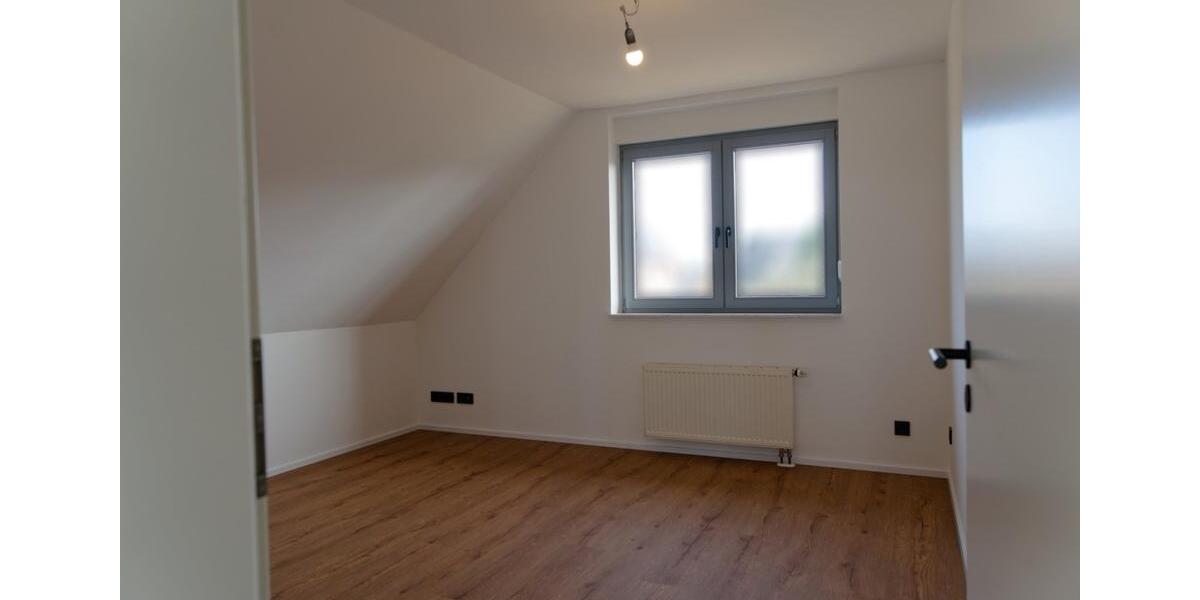Dachgeschoßwohnung Ebstorf - 2 Zimmer, 80 m&sup2;, 900&euro; | Angebot:26549344