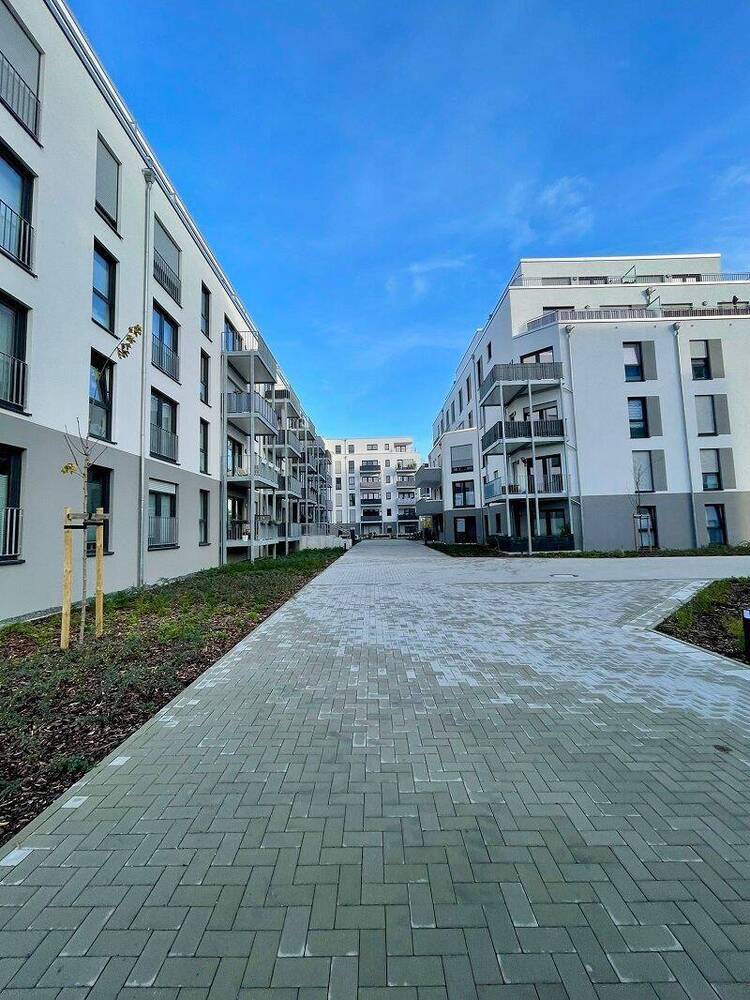 Schön geschnittene 2-Zimmer-Wohnung mit Weitblick