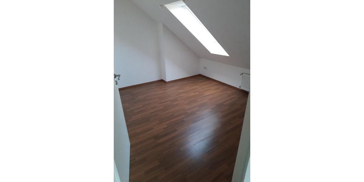 Dachgeschoßwohnung Werlte - 2 Zimmer, 40 m&sup2;, 305&euro; | Angebot:25625920