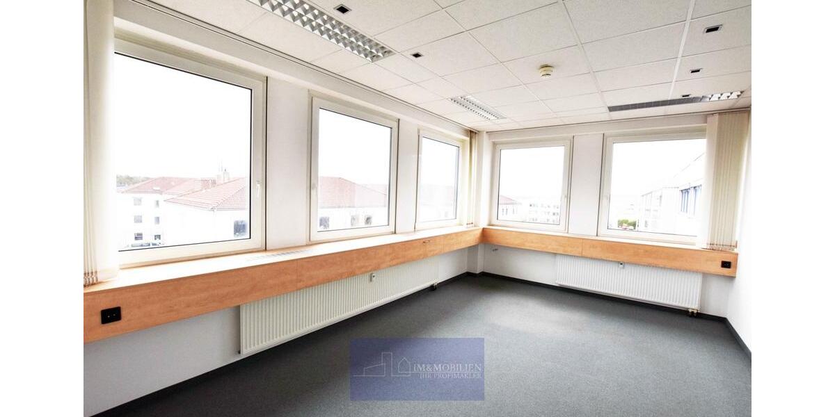 ERLANGEN-TENNENLOHE - HELLE BÜROS - KÜCHE - TEIKLIMA - BAB 373ÖPNVAIRPORT zimmer