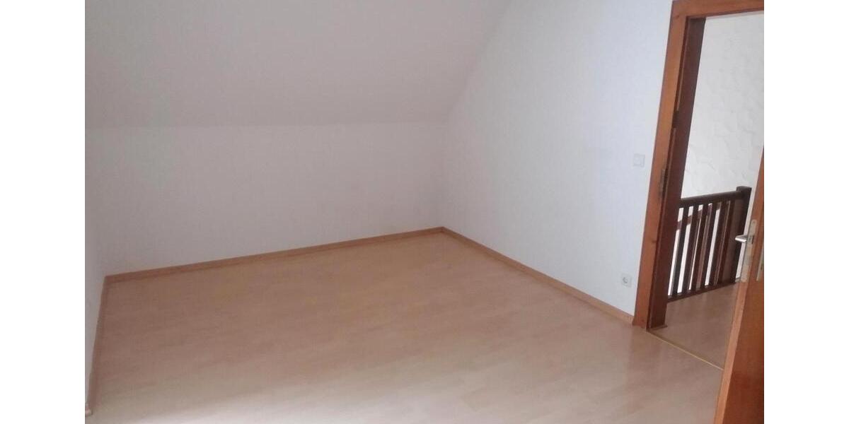 Einfamilienhaus Klingenmünster - 5 Zimmer, 130 m&sup2;, 1.350&euro; | Angebot:26016007