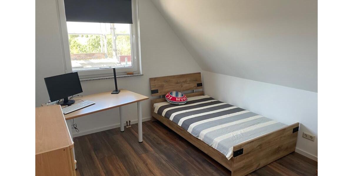 Renoviertes freistehendes EFH mit idyllischem Garten 4 zimmer