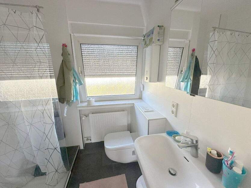 Renoviertes Einfamilienhaus mit Garten und Terrasse zur Miete! 4 zimmer