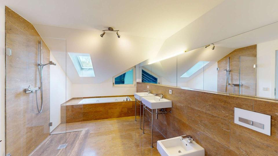 Villa Grünwald - 7 Zimmer, 415 m&sup2;, 10.770&euro; | Angebot:21982081