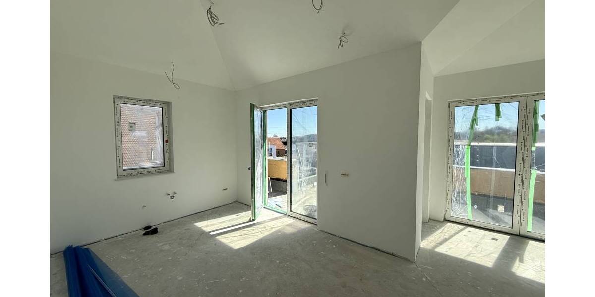 Etagenwohnung Leopoldshöhe - 4 Zimmer, 104 m&sup2;, 1.495&euro; | Angebot:26094284