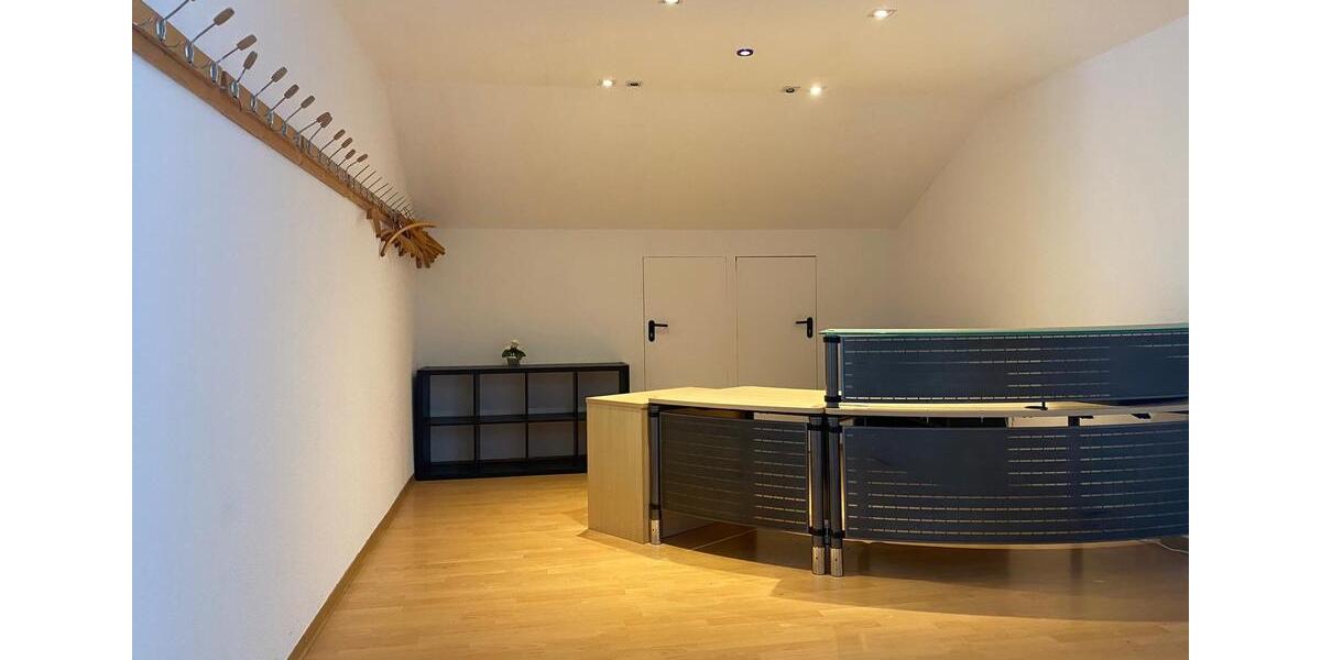 Gewerbeobjekt Laboe - 900&euro; | Angebot:23041511