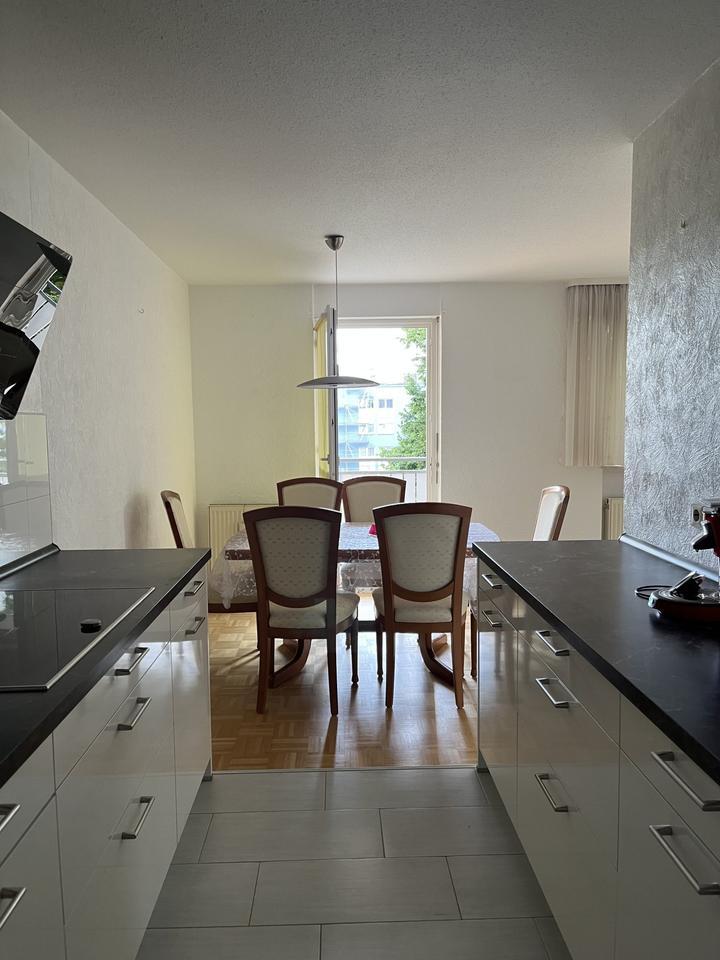 Sifi: 3,5 ZW mit Aufzug in sonniger und ruhiger Lage zimmer