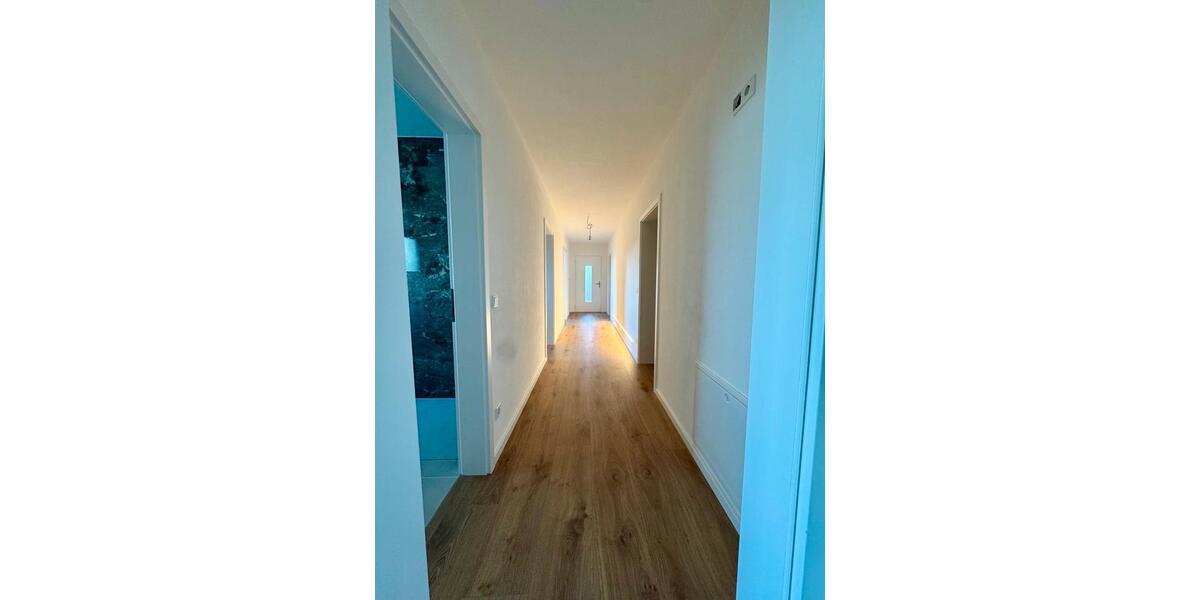 Erdgeschoßwohnung Warstein - 3 Zimmer, 81 m&sup2;, 900&euro; | Angebot:25964963