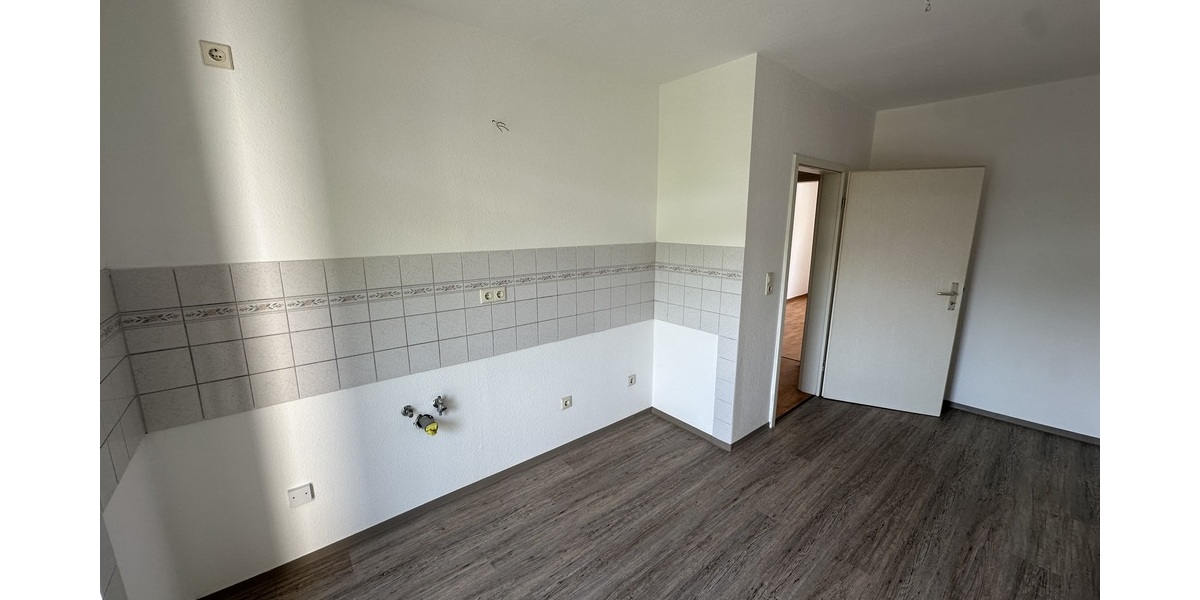 klein aber fein: 1 Raum Singlewohnung mit Balkon und Aufzug in der Innenstadt! - Etagenwohnung Gera Debschwitz | Angebot:26828359