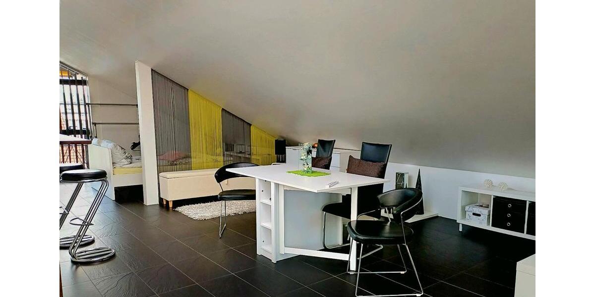 Dachgeschoßwohnung Traunreut Irsing - 1 Zimmer, 54 m&sup2;, 1.000&euro; | Angebot:25659028