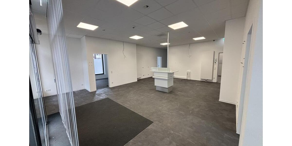 Gewerbeobjekt Lippstadt - 2.400&euro; | Angebot:25065105