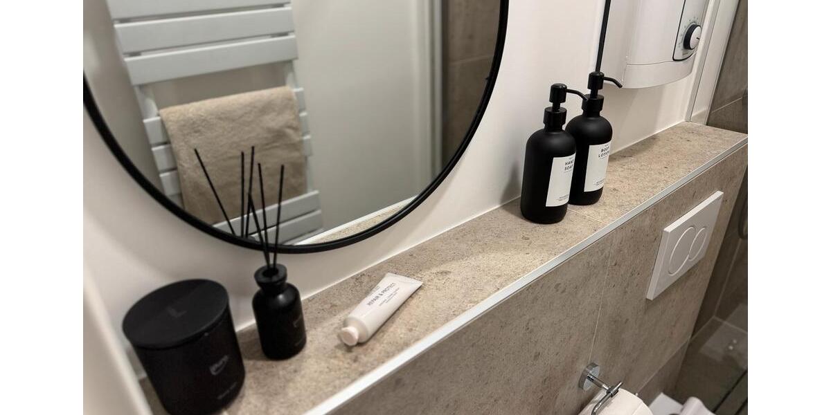 Etagenwohnung Köln Innenstadt - 1 Zimmer, 20 m&sup2;, 1.350&euro; | Angebot:26646078