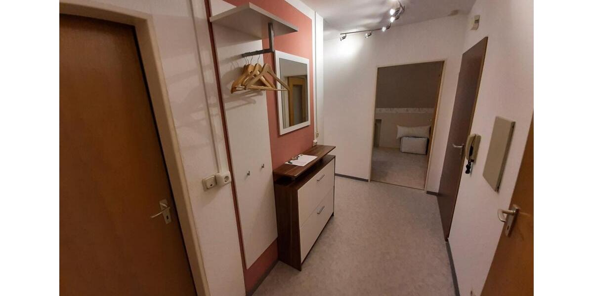 Dachgeschoßwohnung Tirschenreuth - 3 Zimmer, 73 m&sup2;, 452&euro; | Angebot:26183656