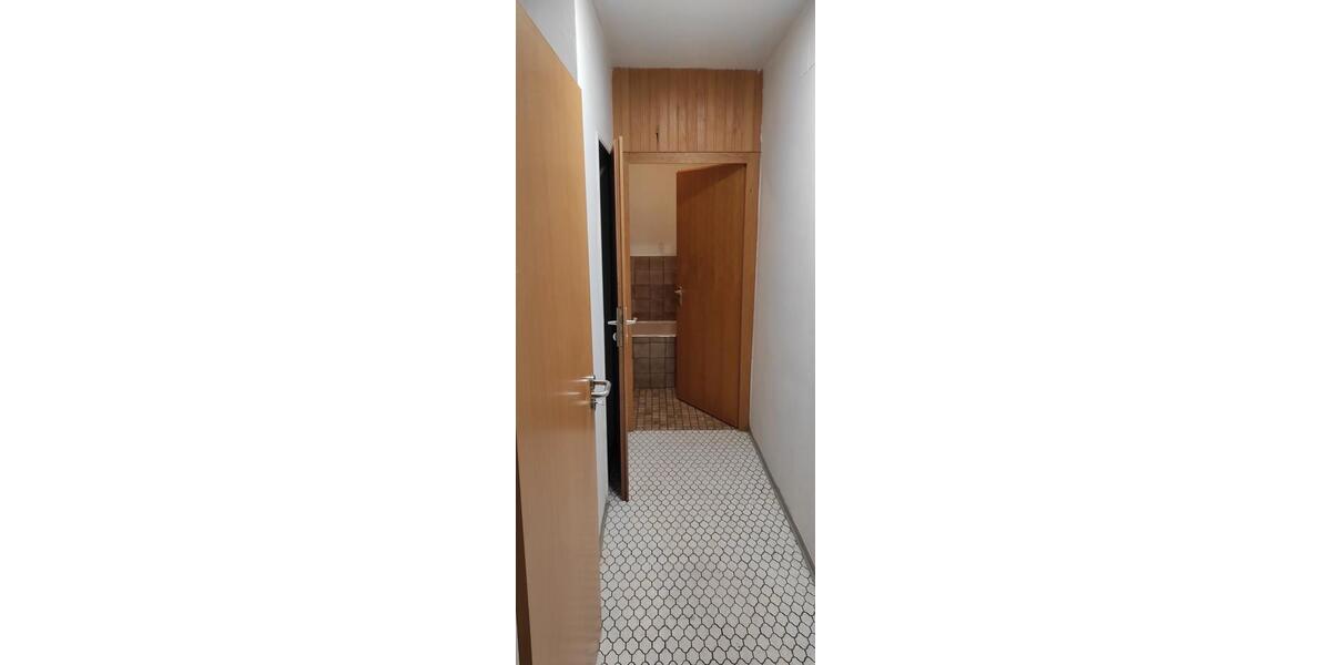 Erdgeschoßwohnung Burgkunstadt - 4 Zimmer, 105 m&sup2;, 1.090&euro; | Angebot:24752291