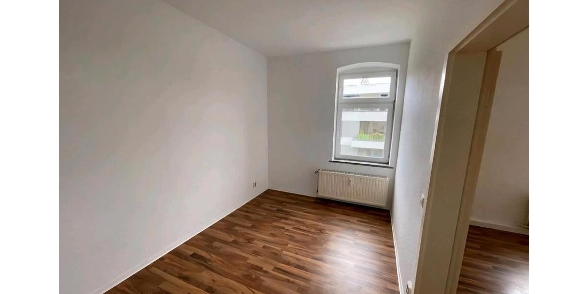 Etagenwohnung Hartmannsdorf - 3 Zimmer, 65 m&sup2;, 390&euro; | Angebot:26033281