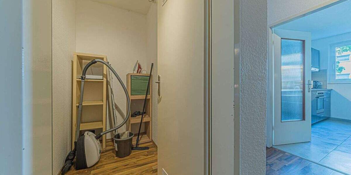 Etagenwohnung Frankfurt am Main Westend-Süd - 3 Zimmer, 82 m&sup2;, 3.395&euro; | Angebot:24632490