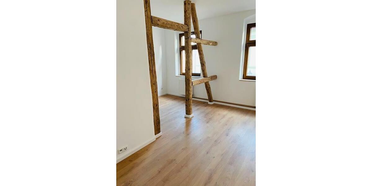 Etagenwohnung Meerane - 2 Zimmer, 58 m&sup2;, 290&euro; | Angebot:25376877