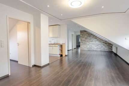 Wohnung zum Mieten in Langen (Hessen) 1.260 € 95 m² 4 zimmer