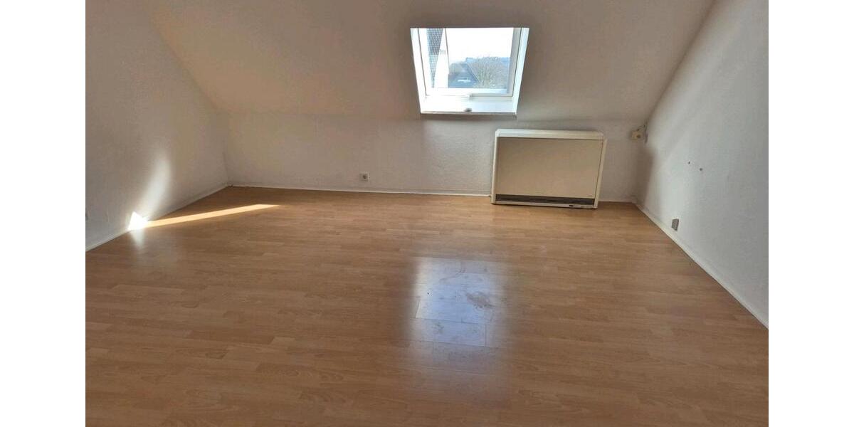 Dachgeschoßwohnung Wipperfürth - 2 Zimmer, 59 m&sup2;, 413&euro; | Angebot:26567444