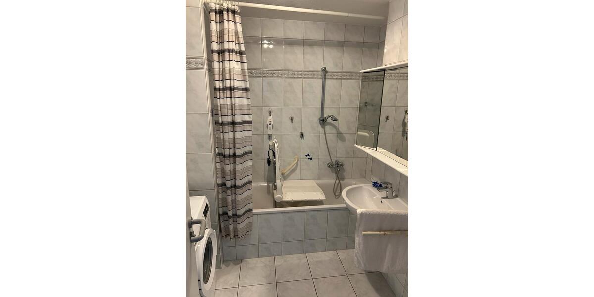 Etagenwohnung Bayreuth Meyernberg - 3 Zimmer, 86 m&sup2;, 1.400&euro; | Angebot:26672352