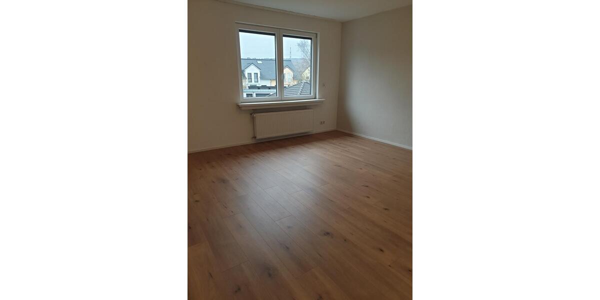 Etagenwohnung Hennef (Sieg) - 4 Zimmer, 99 m&sup2;, 1.170&euro; | Angebot:24947585