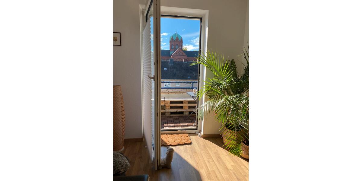 Dachgeschoßwohnung Bochum - 2.5 Zimmer, 65 m&sup2;, 370&euro; | Angebot:25175259